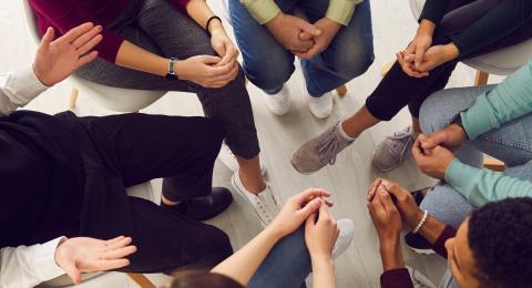 group therapy session for Substance Abuse Disorders certificate program at UNH