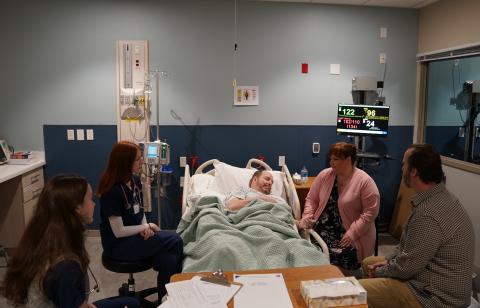 UNH nursing students participates in a simulation.